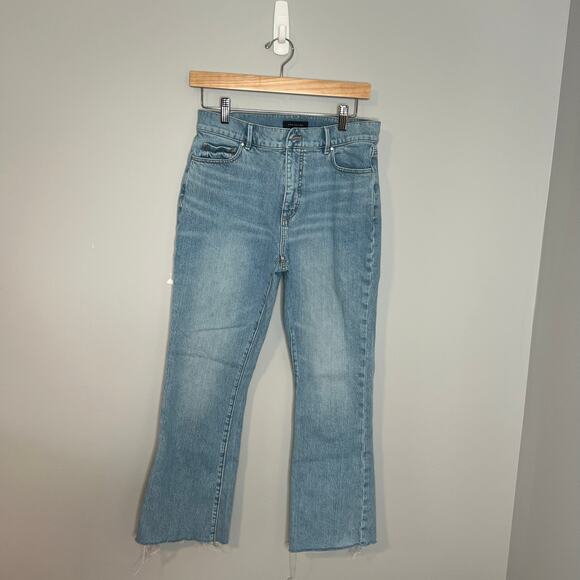 Ann Taylor The Kick Crop High Rise Jeans Size 4 Raw Hem - Picture 9 of 16